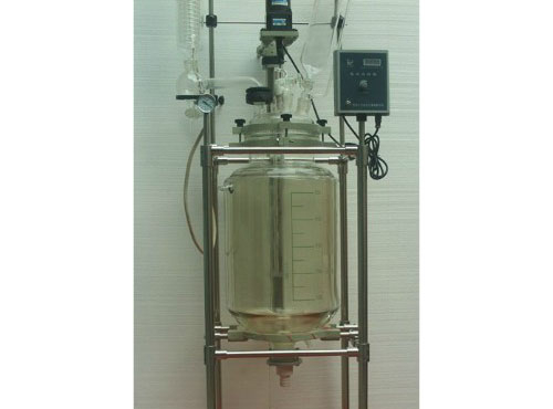 SF-30L—50L雙層玻璃反應(yīng)釜