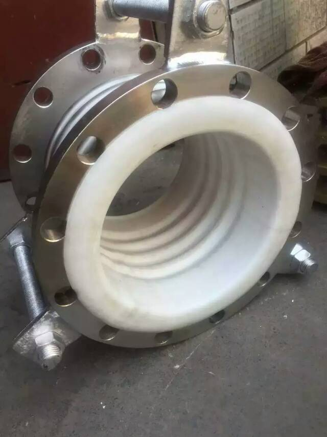襯四氟補償器
